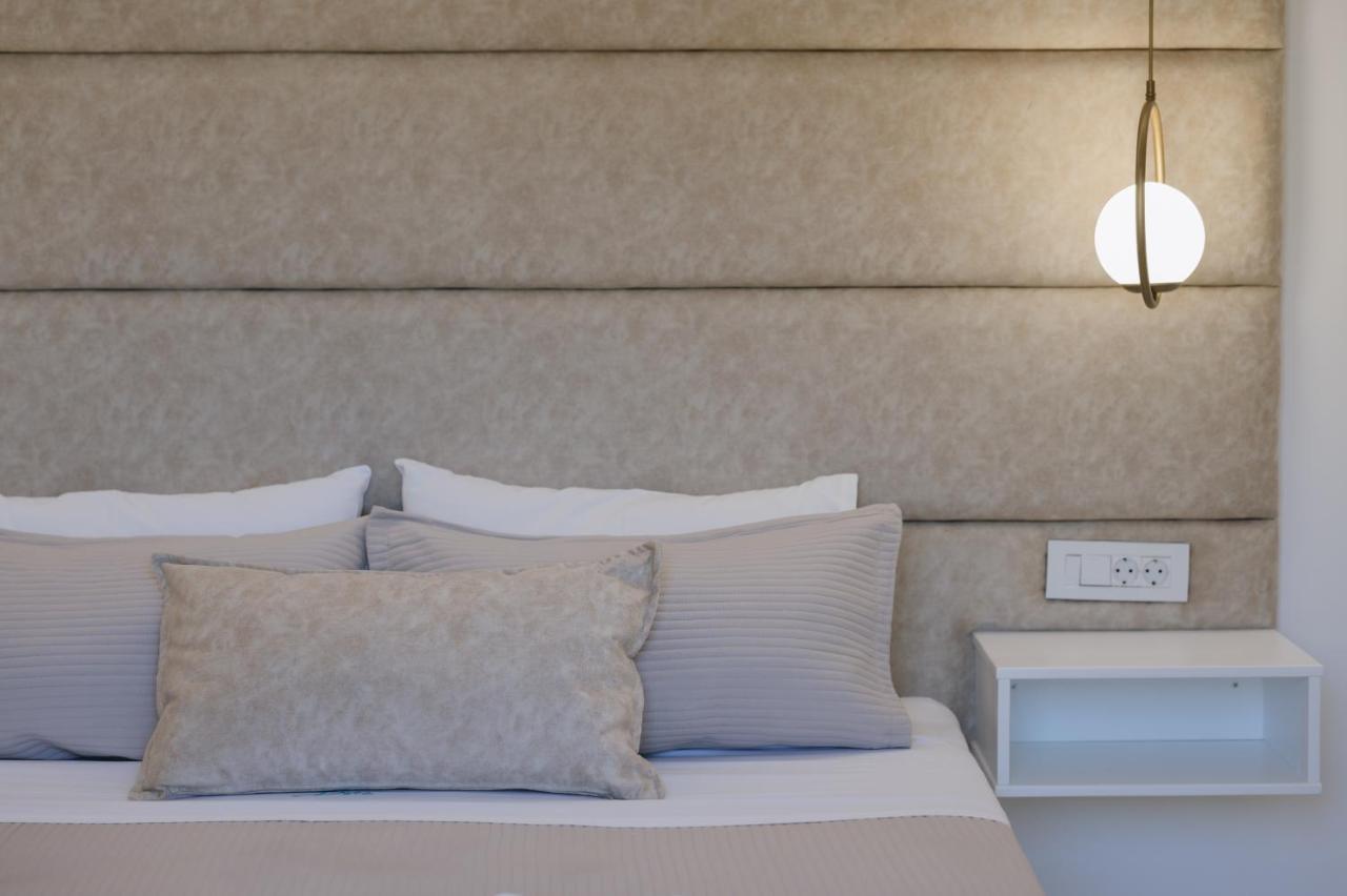 Dora Apartments Agia Pelagia  Buitenkant foto