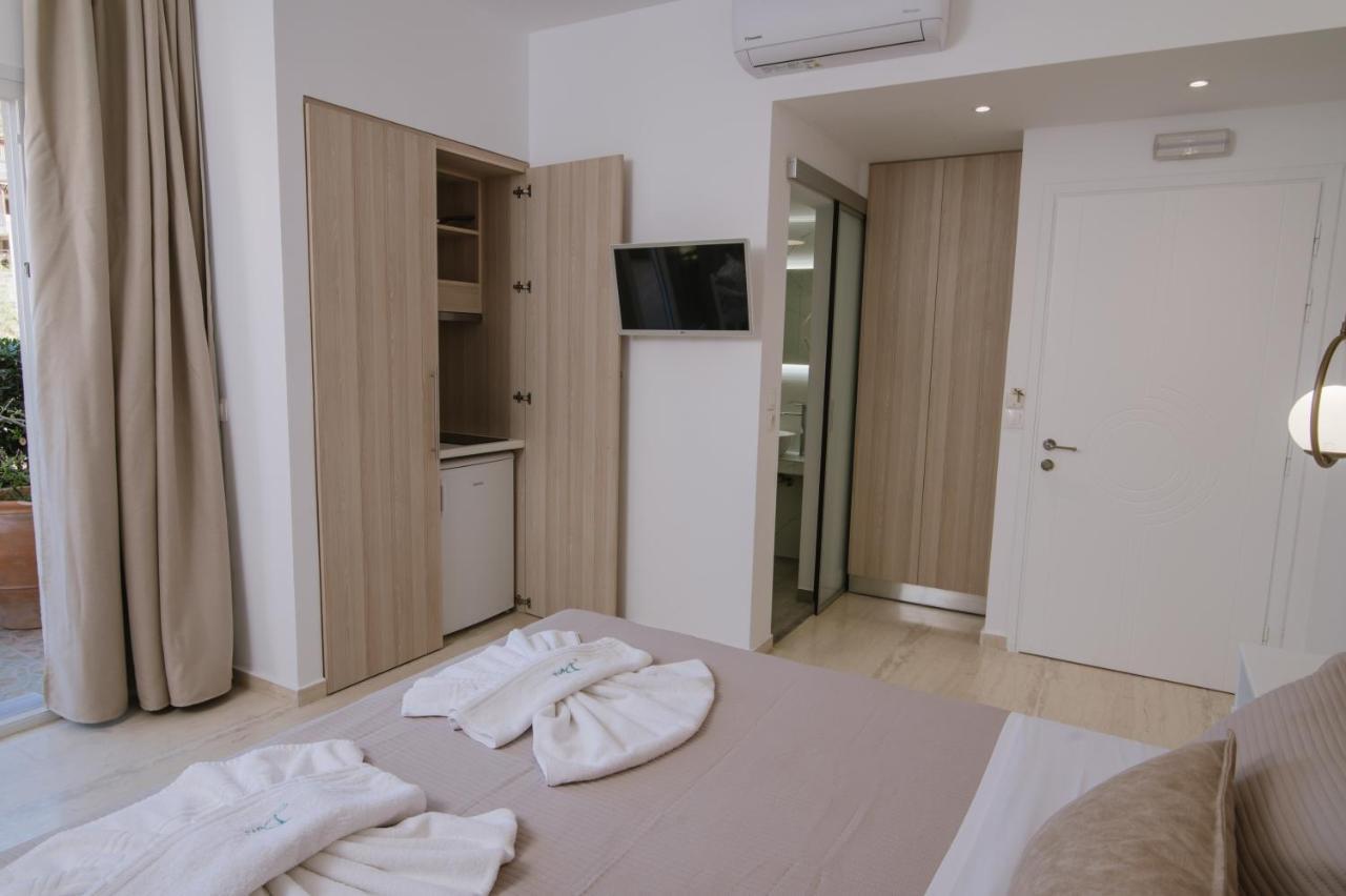 Dora Apartments Agia Pelagia  Buitenkant foto